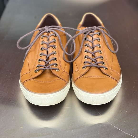 Leather Coach Shoes main image 4
